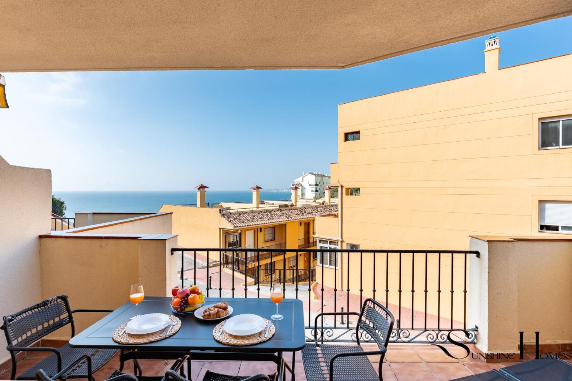 Beachside Retreat With Private Terrace Benalmádena Eksteriør bilde